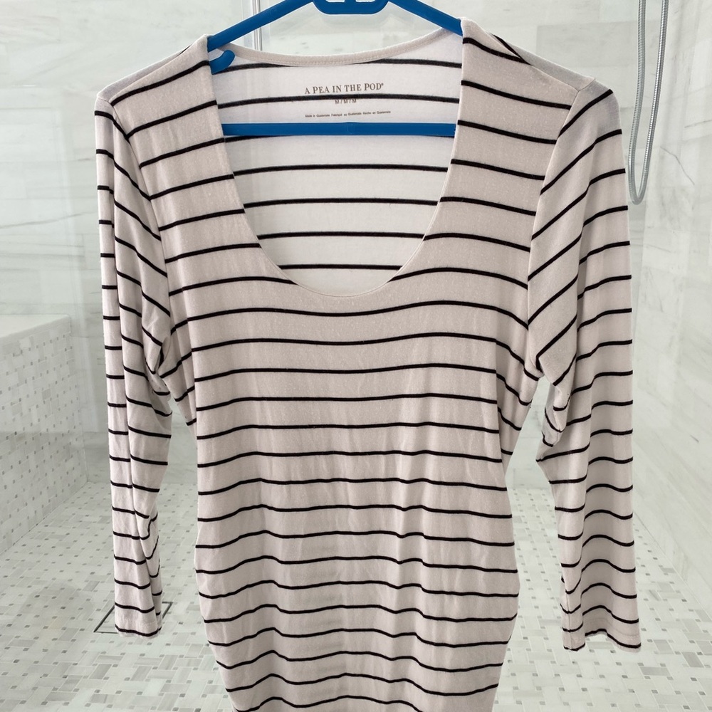 A Pea in the Pod stripped three-quarter sleeve top